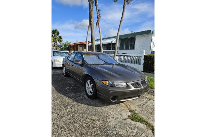 Pontiac GrandPrix 2003 3.1 $2,000