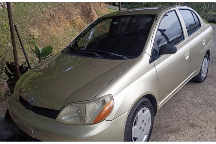Toyota Echo 2002