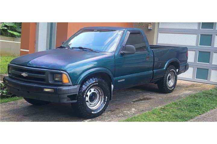 S10 1997 Standar motor 4 cilindros 2.2 litros