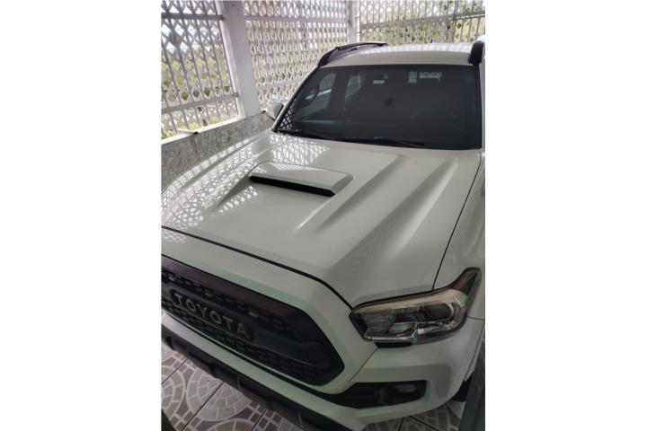Toyota Tacoma 2017 poco millaje