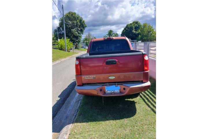 Ford Sportrack 2005 2,500 poco millaje
