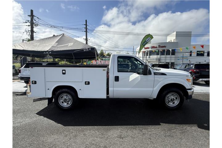 Ford 350 Service Body 2017