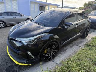 Toyota Puerto Rico Toyota CHR 2018 XLE premium poco millaje  