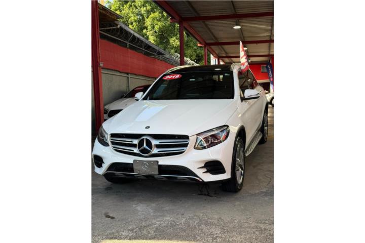 MERCEDES BENZ GLC-300 AMG PACKAGE 2019
