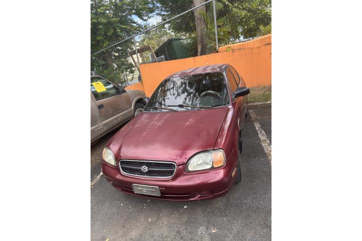 Suzuki baleno 1999 $1,200