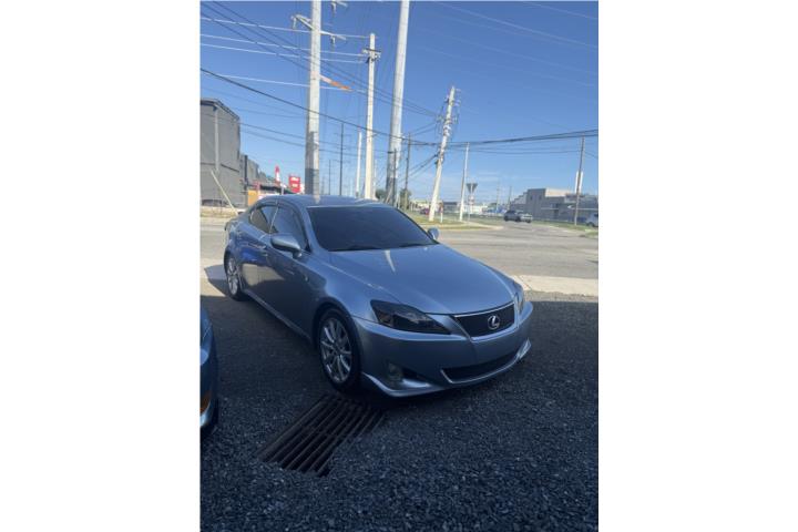 Lexus is 250 2008