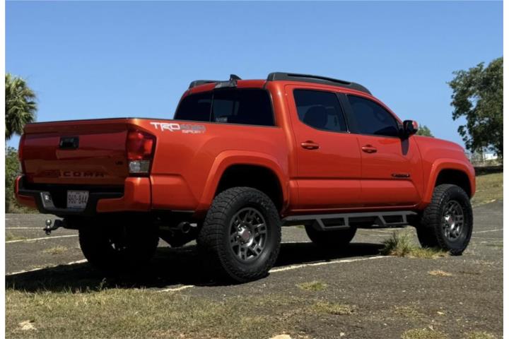 Toyota Tacoma TRD sport 4x4 2017
