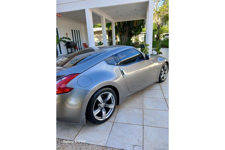 Nissan 370z