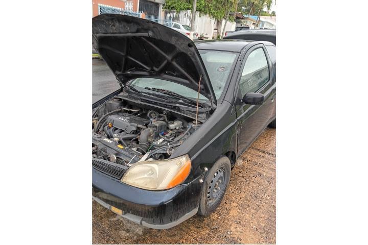 Toyota echo 2001