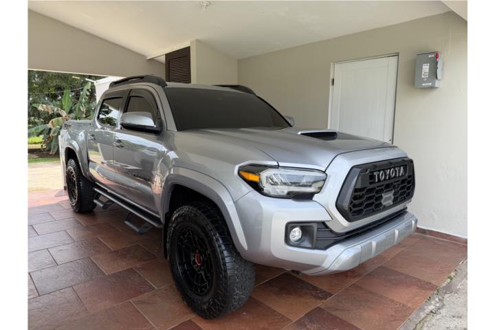 Toyota Tacoma 2018 4 x 4