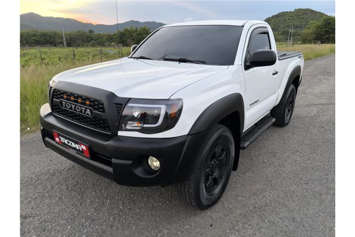 TACOMA 4CYL STANDAR AÑO 2010 4X4