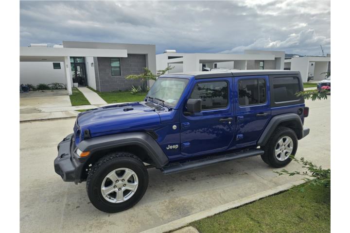 Jeep Wrangler 2019 Unlimited sport $22,000