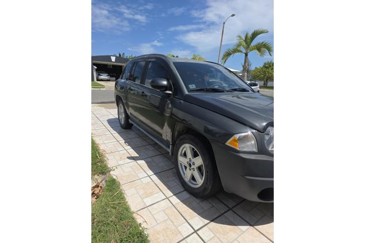 Jeep compass 2010 a/c todo le funciona leer