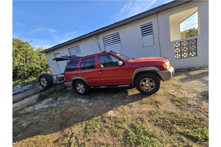 Nissan Pathfinder 2000