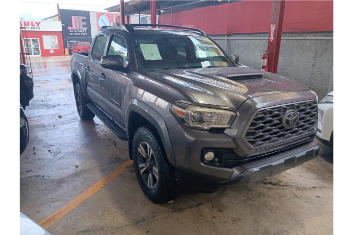 TOYOTA TACOMA TRD SPORT 2017