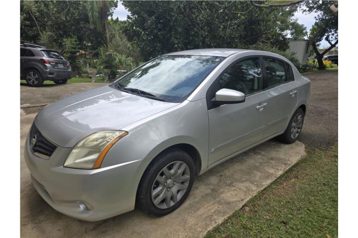 Nissan Sentra 2010