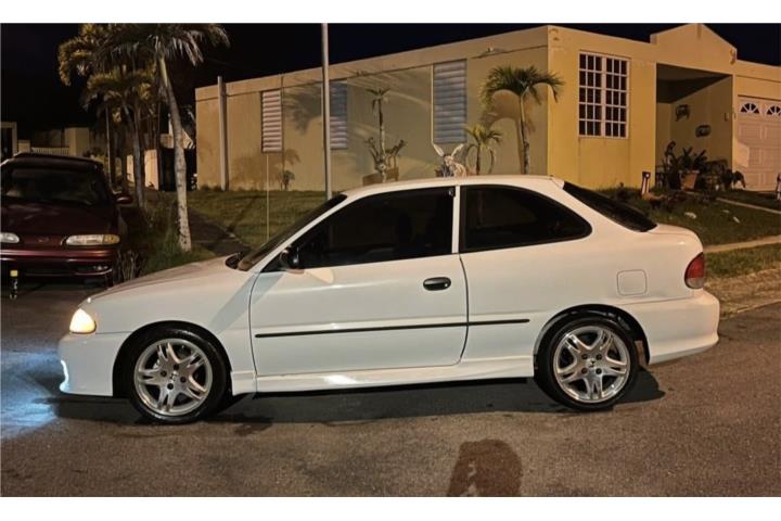 Hyundai accent 1999 Std / Aire y marbete