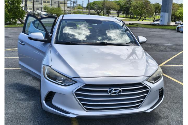 hyundai elantra SE automatico
