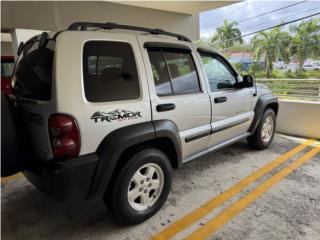 Jeep Puerto Rico Jeep Liberty Sport 2007 Gris Claro $ 4,800