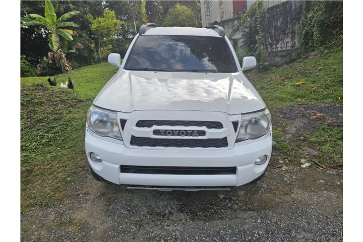 Toyota tacoma 2010 v6 4x4
