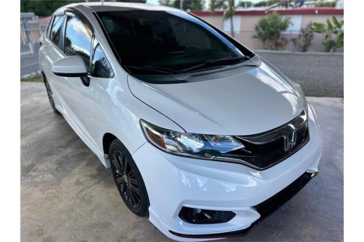 Honda Fit Sport 2019, Linda.