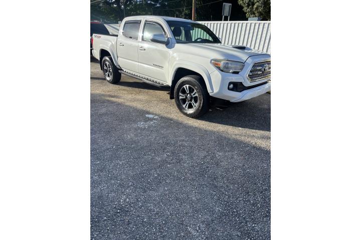 Toyota Tacoma 2017 4x4