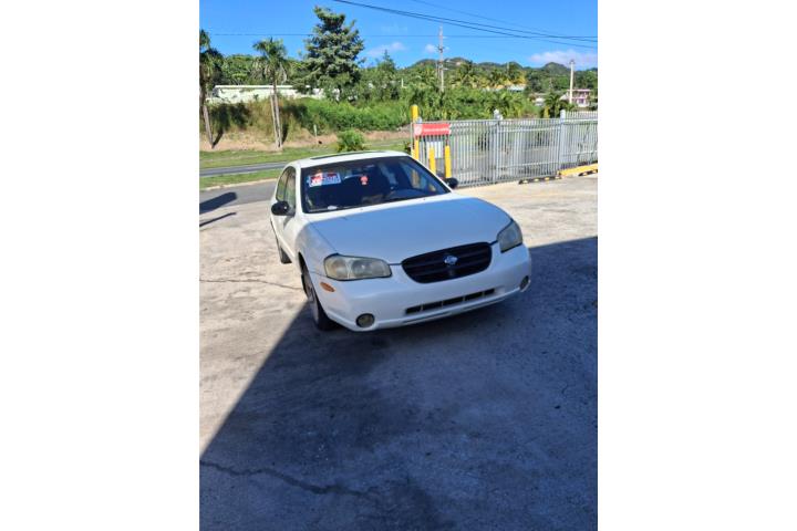 Nissan Maxima / Año 2000/4 puertas/Automatico