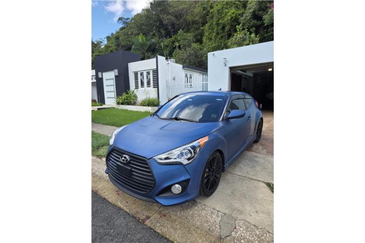2016 Veloster Rally Edition Turbo Standard!