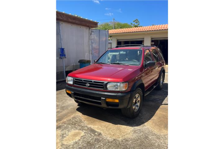 Nissan Pathfinder 4x4 1996