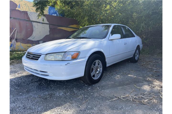 2001 TOYOTA CAMRY