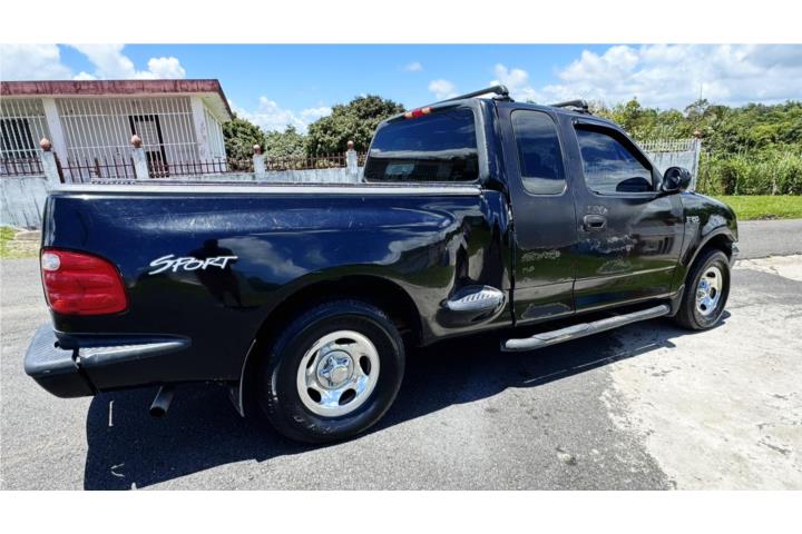Ford F150 XL V6