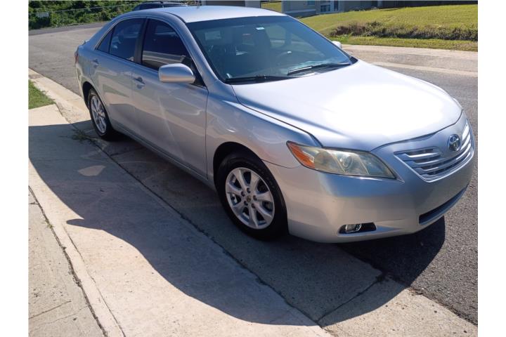 $5800 Toyota Camry 09 aut ac