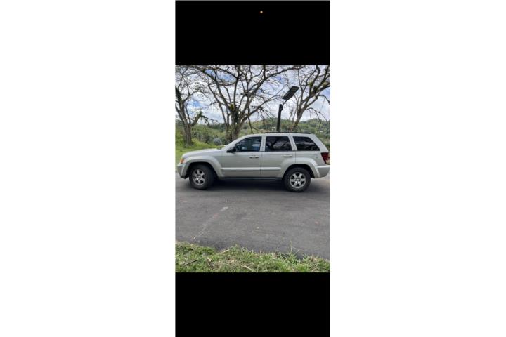 Se vende Jeep Cherokee Laredo 2010