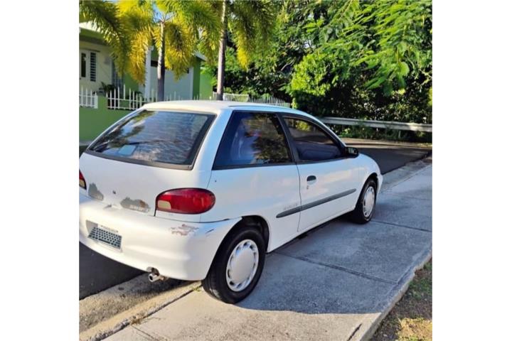 Suzuki Swift 1999 Std
