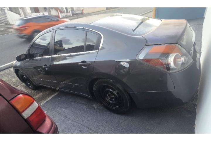 Nissan Altima 2010
