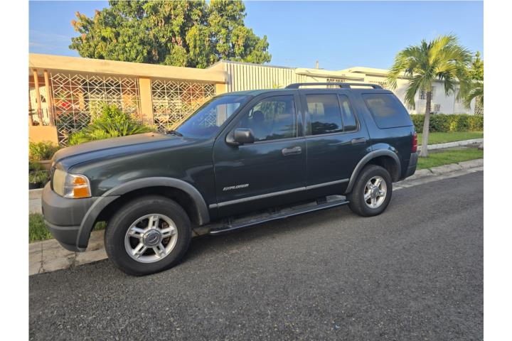 Ford Explorer 2004, Buenas condiciones $1000