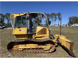 650 J, Equipo Construccion Puerto Rico