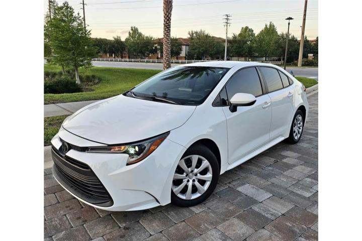 TOYOTA COROLLA 2023