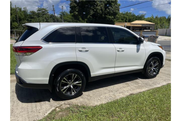 Toyota Highlander 2019