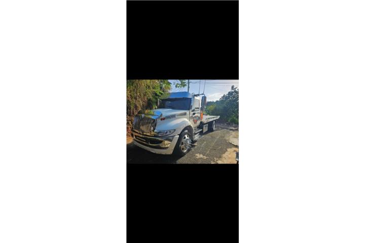 International 4300 2003