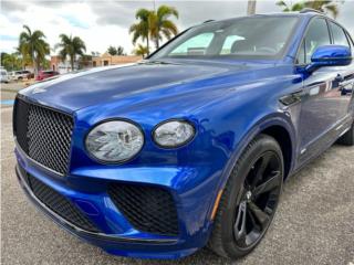 Bentley Bentayga 2021 (Hybrid), Color Azul, Bentley Puerto Rico