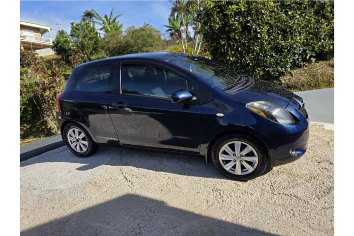 TOYOTA YARIS 2006 ESTANDAR  2,800