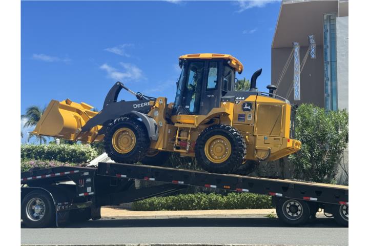 NUEVO John Deere 444P | TESELTA