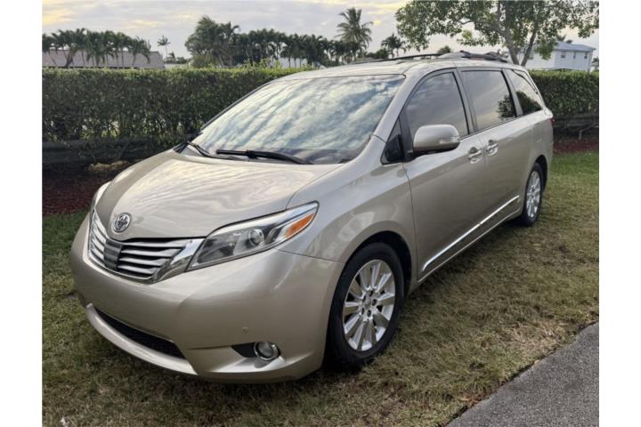 2015 Toyota Sienna limited