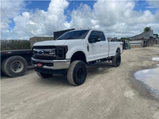 FORD 250 XL CABINA Y MEDIA 4X4 GASOLINA, Ford Puerto Rico