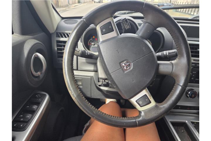 Dodge Nitro 2011