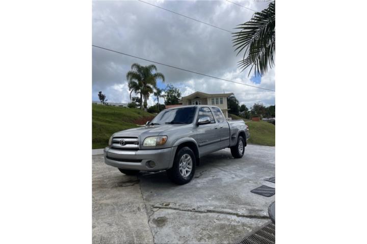 TOYOTA TUNDRA 2005,CABINA Y MEDIA
