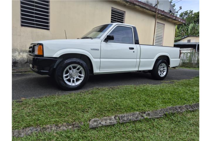 Mazda b2200
