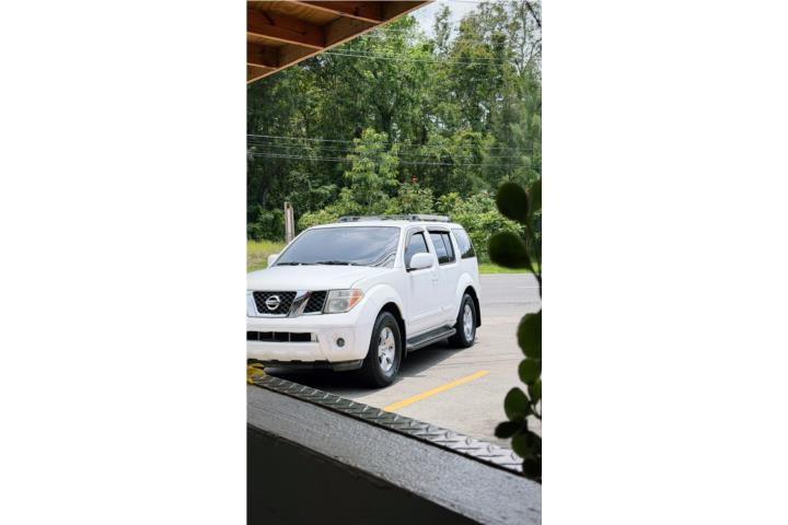 Nissan phafither 2008 a mi nombre