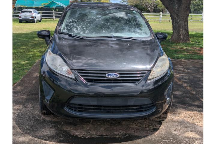 Ford Ford Fiesta 2013 Automatica Millas Guayama